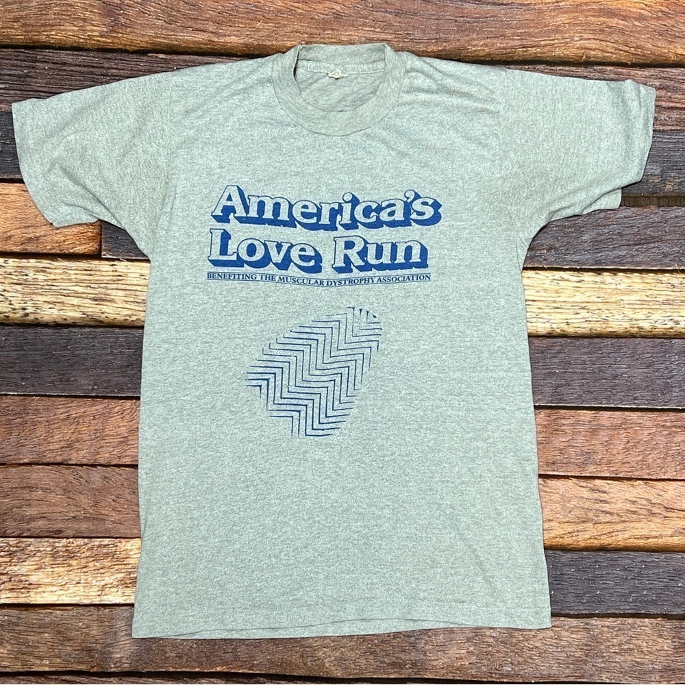 Vintage 80s America's Love Run Single Stitch 1980s Crewneck Tshirt